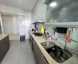Blk 428A Floral Spring @ Yishun (Yishun), HDB 4 Rooms #556610151